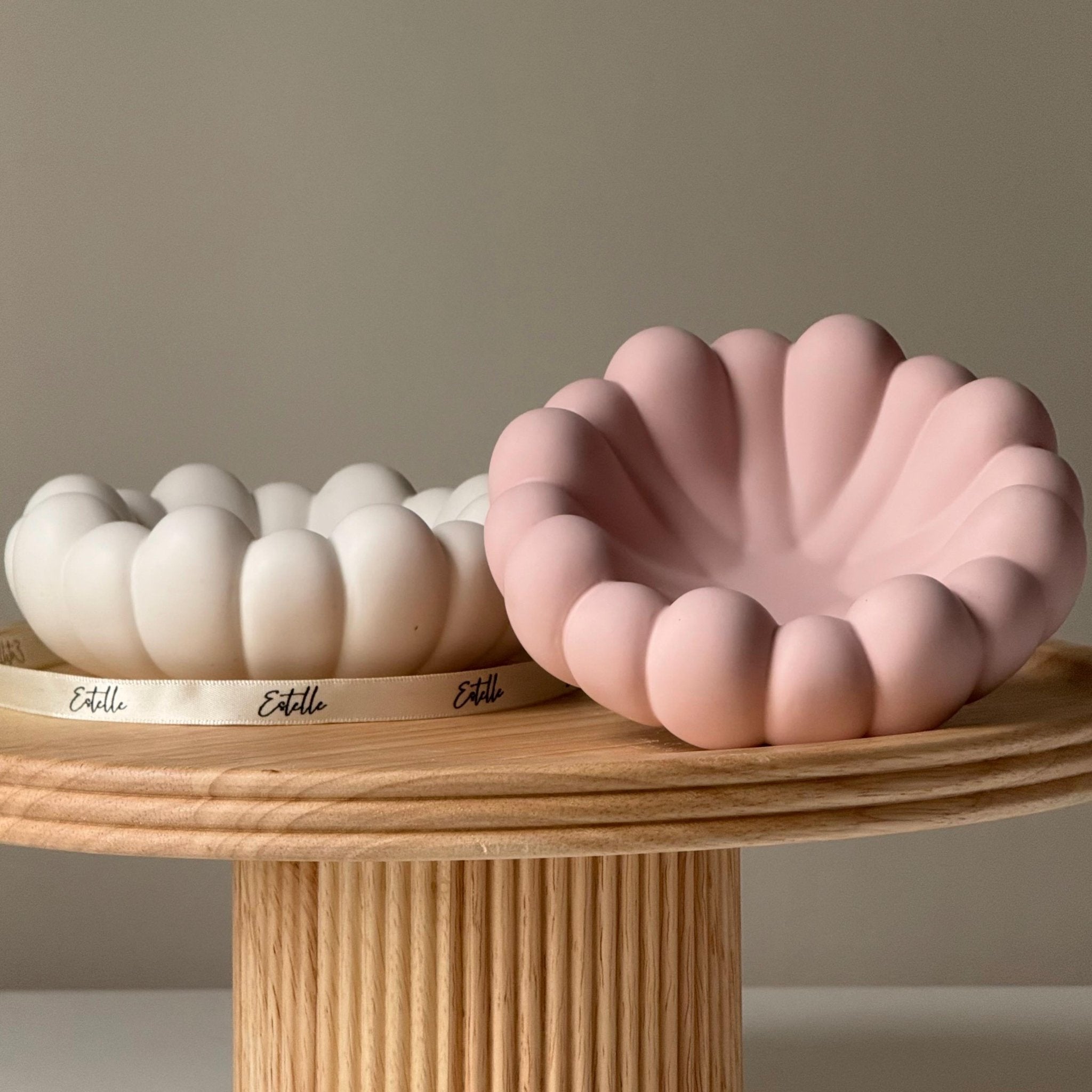 Plateau à bijoux rond en jesmonite | Scandi Home Decor | Plateau à trésors fait à la main | Estelle Studio - Les Trouvailles de JustineEstelle StudioNude