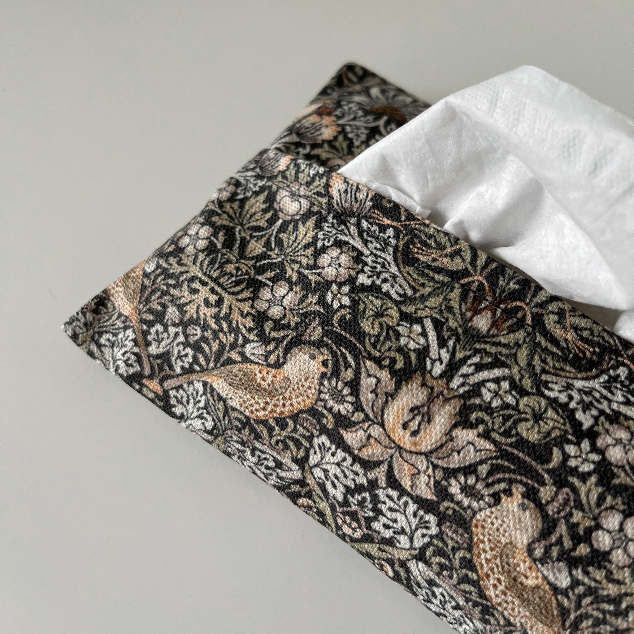 Pochette / Housse pour mouchoirs – Sariel | Fait à la main - Les Trouvailles de JustineTissue HoldersHyggely