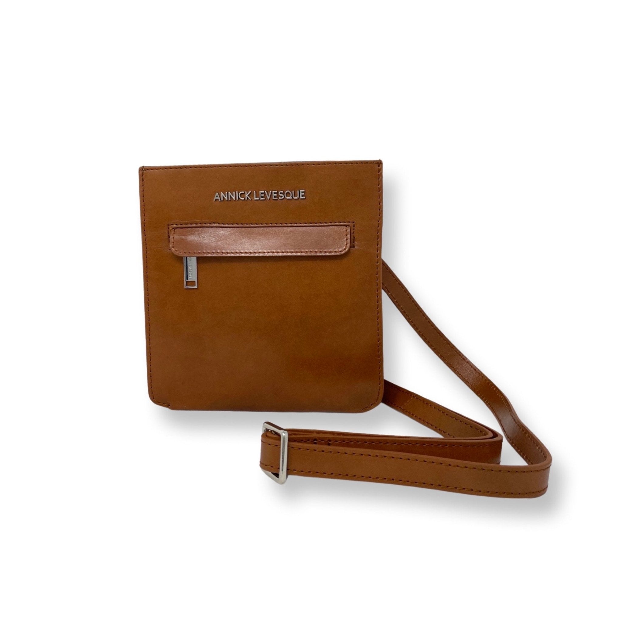Sac à main en cuir cognac avec poche zippée et bandoulière assortie