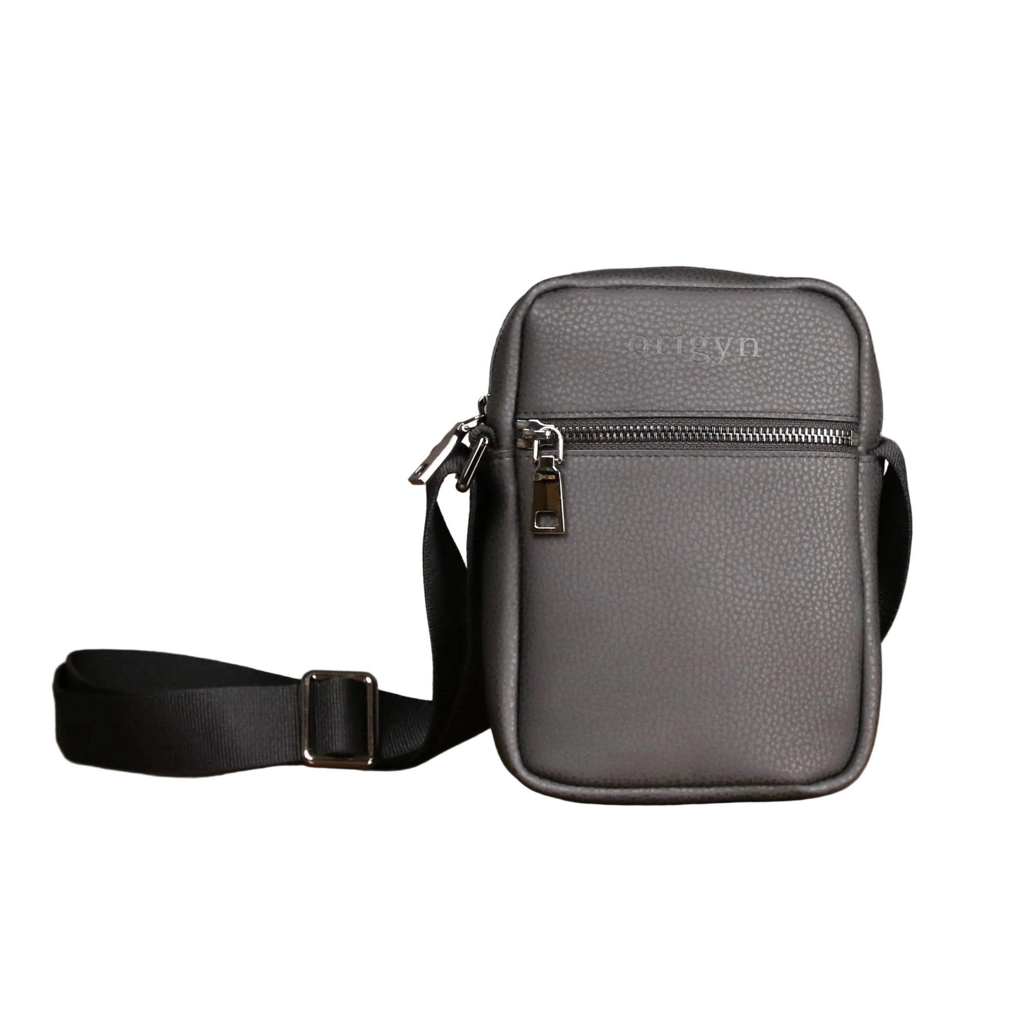 Sac bandoulière noir en cuir végétal, face avant avec fermeture éclair et sangle