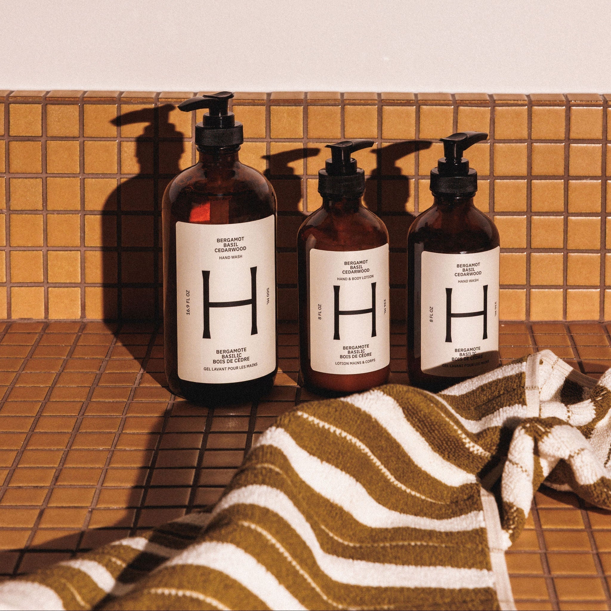 Savon à mains Bergamote, Basilic & Bois de cèdre | 236 ml ou 500 ml | Végan | Sans sulfates | Health Hut - Les Trouvailles de JustineHand SoapHealth Hut236ml