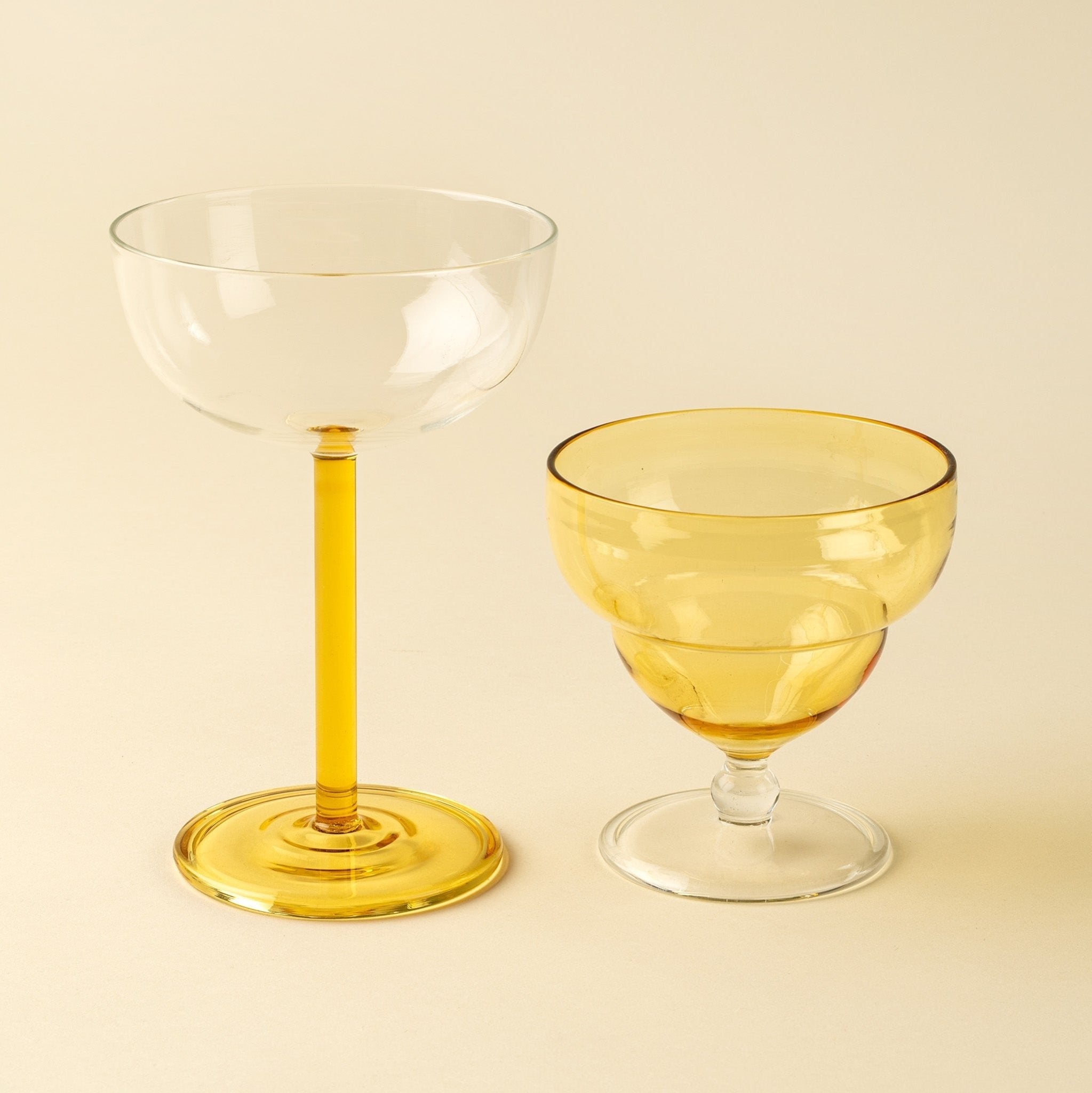 Savoy Coupe, Ambre | Verre Sculptural | Fait à la main | Écoresponsable | Indab - Les Trouvailles de JustineIndaba Home