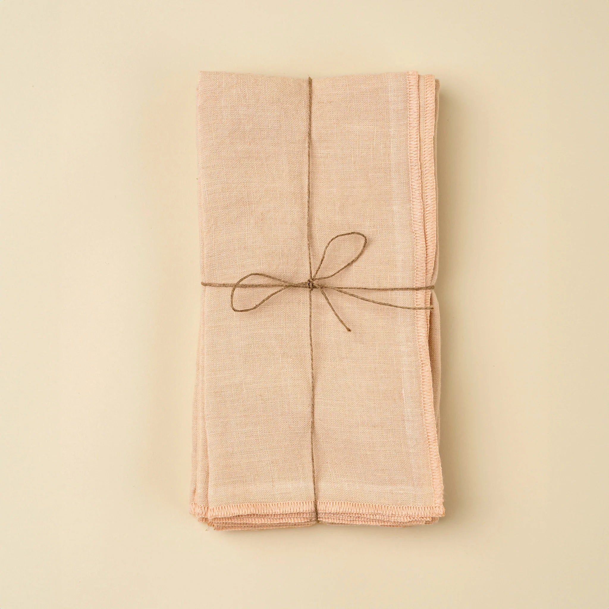 Serviettes de table en lin lavé Stonewashed, Rose pâle | Lot de 4 | Fait à la main | Indaba - Les Trouvailles de JustineIndaba Home