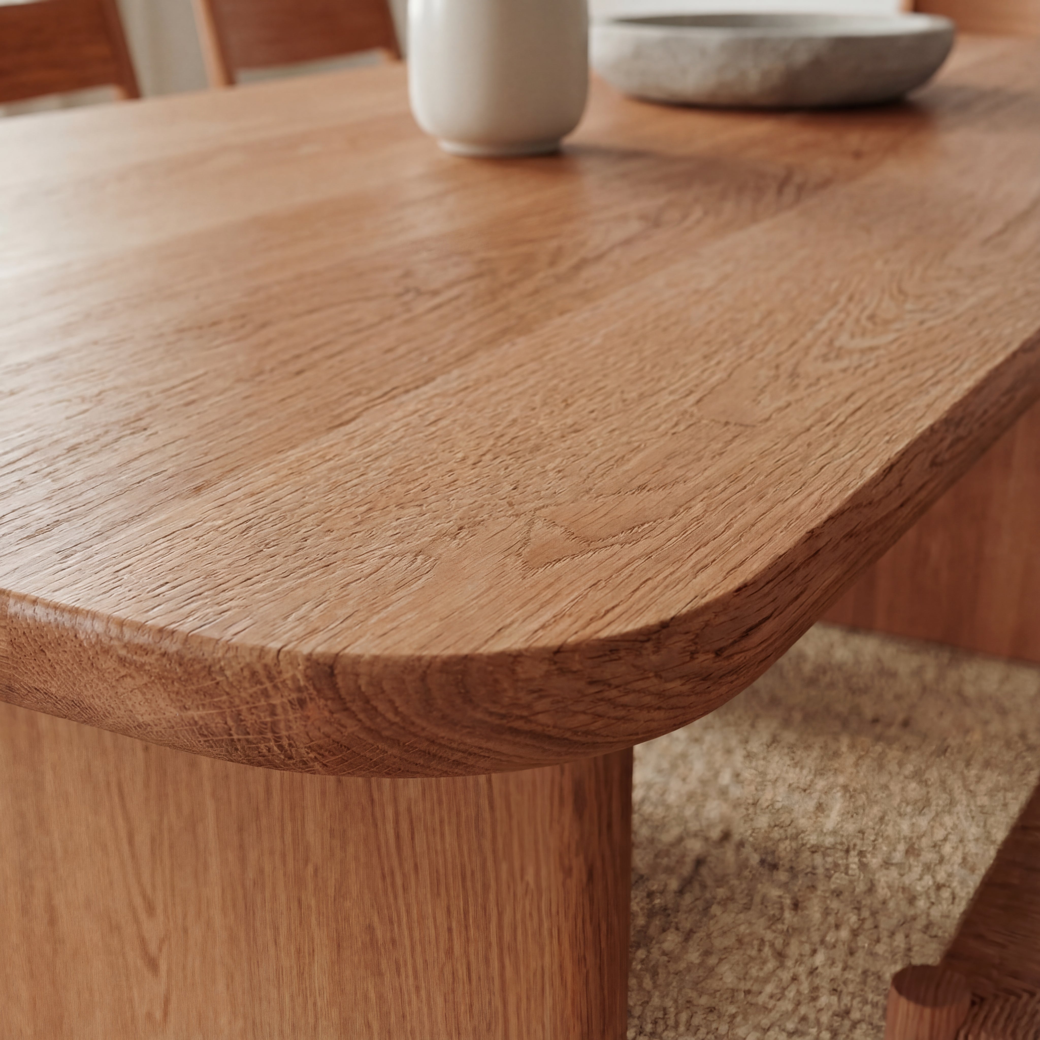 Table à manger 6 places en chêne rouge | Fait à la main par Omba