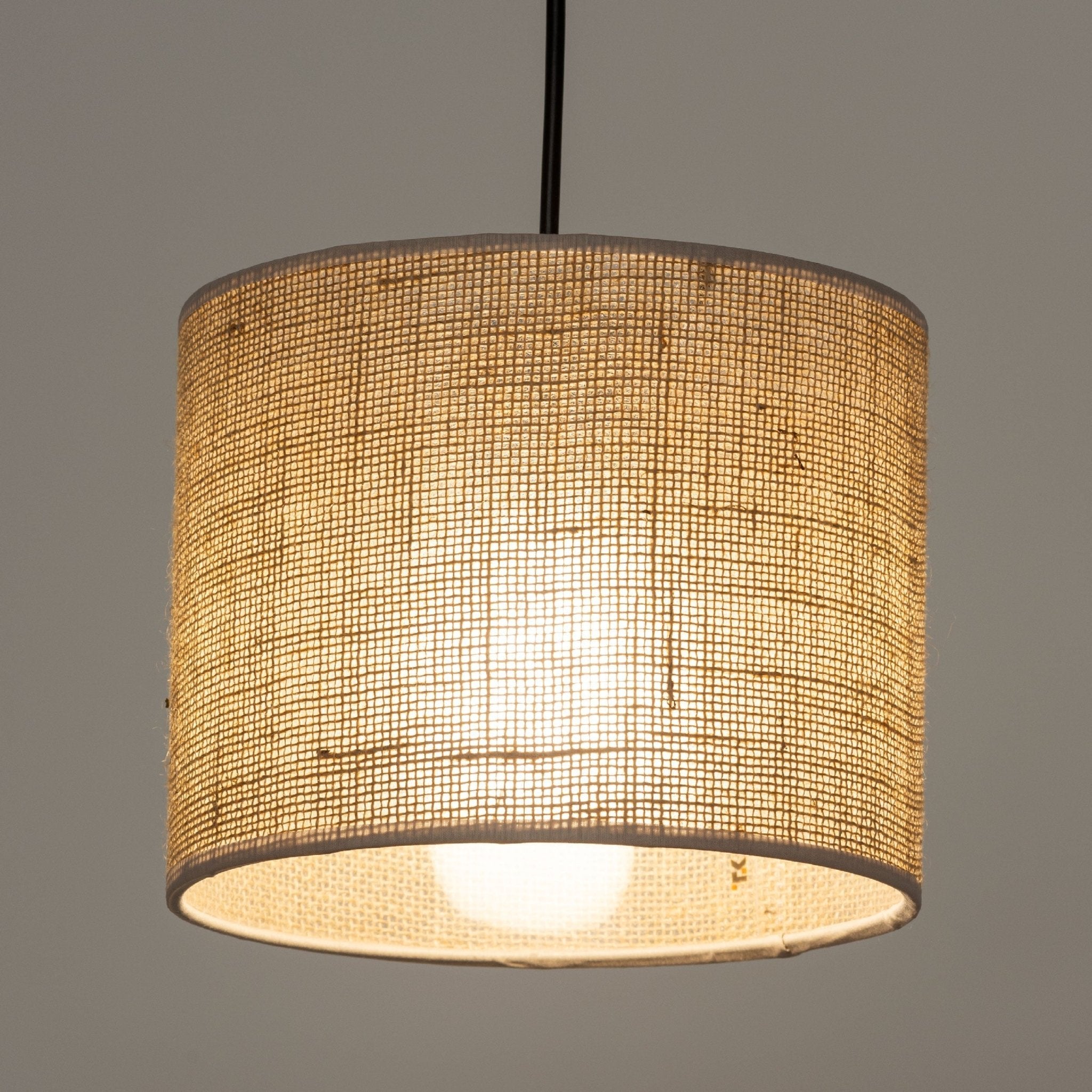 Suspension en jute tressée beige, abat-jour cylindrique translucide avec lumière