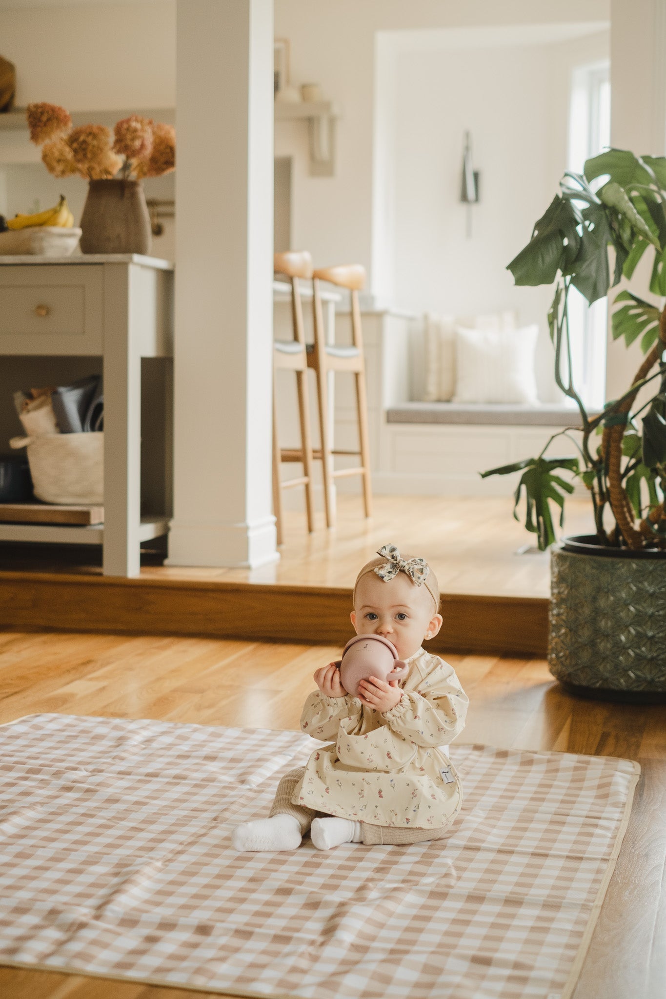 Tasse d'apprentissage 2 en 1 pour collation et liquide - Les Trouvailles de JustineMicassoandcoCaramel
